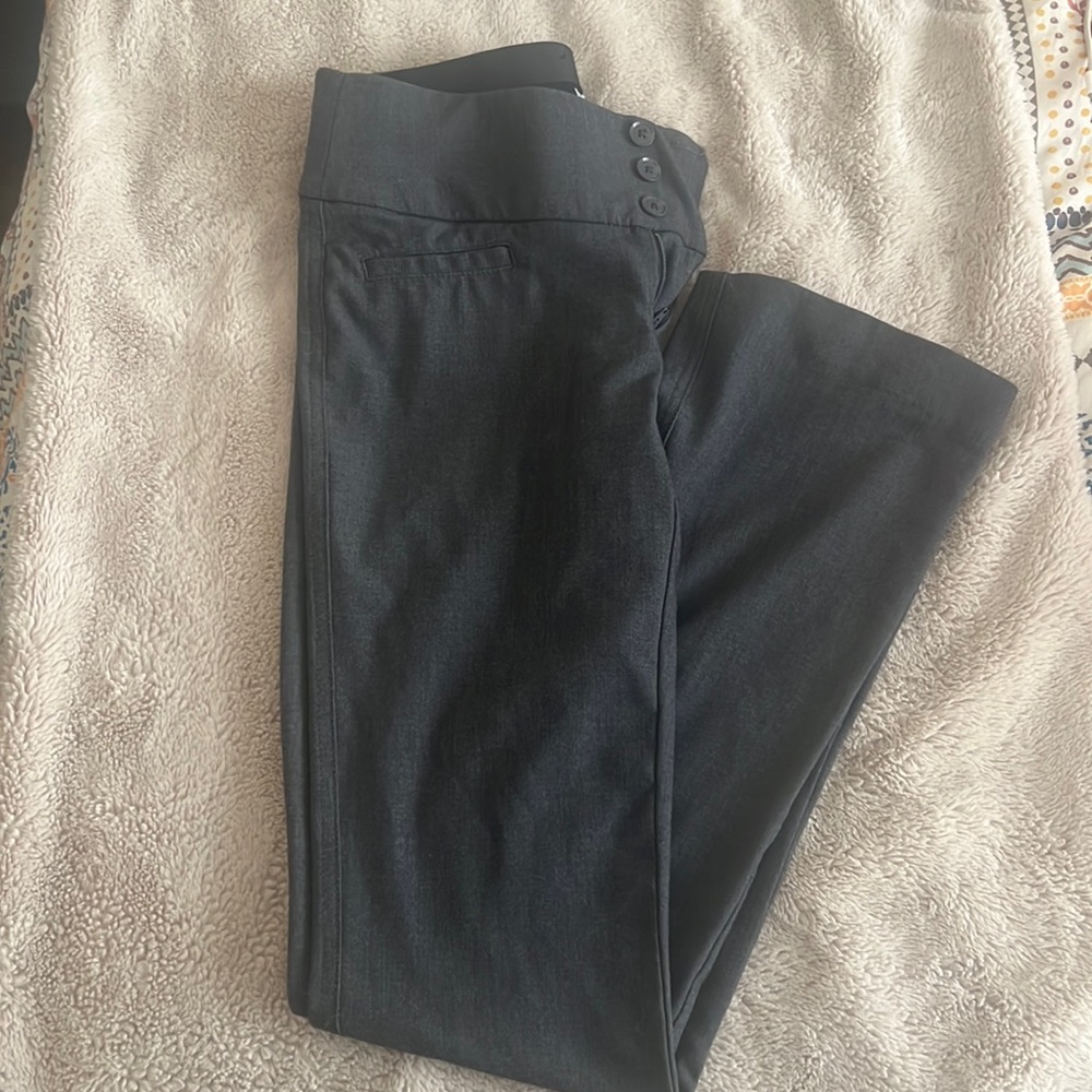 Hollywould grey dress slacks. Like new! Size: 0 Regular (bootcut)